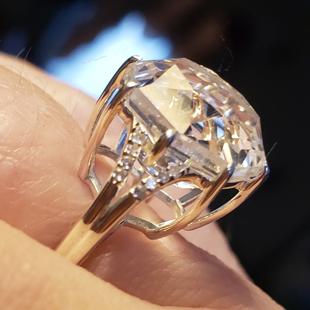 NWT Limited Edition Efflorescence Optic Quartz Ring Size 6 - Picture 10 of 10